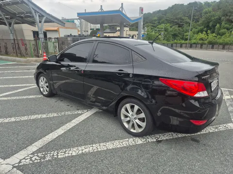 Hyundai Accent