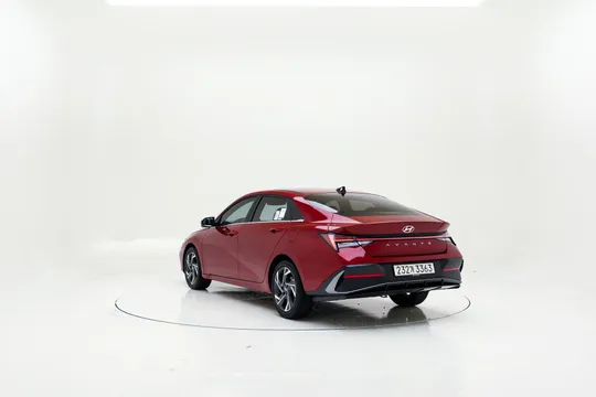 Hyundai Elantra (Avante)
