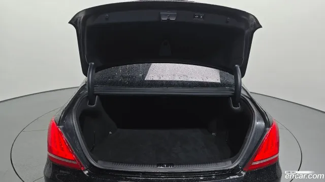 Genesis G90 (EQ900)