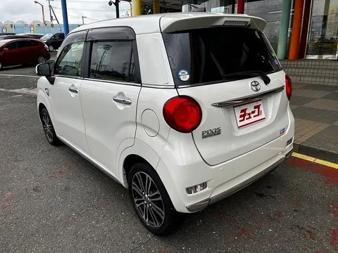 Toyota Pixis Joy