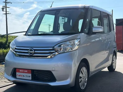 Nissan Dayz Roox