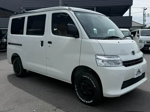 Toyota TownAce Van