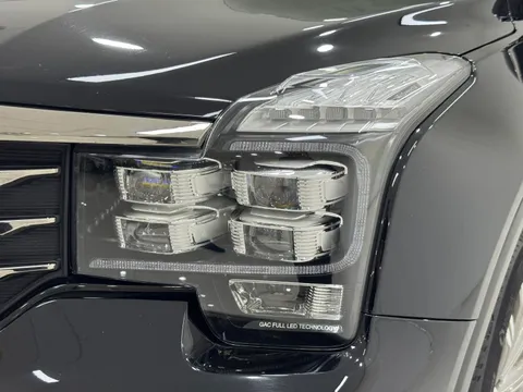 Gac GS8