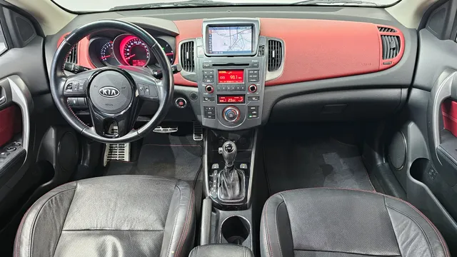 Kia Cerato (Forte)