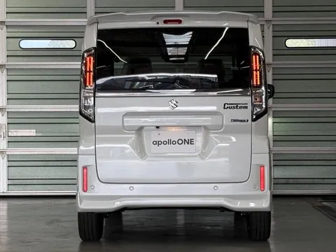 Suzuki Spacia Custom
