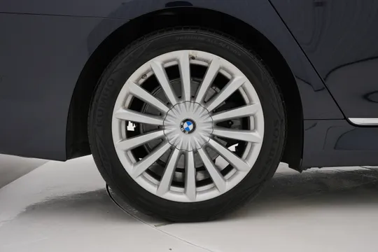 BMW BMW