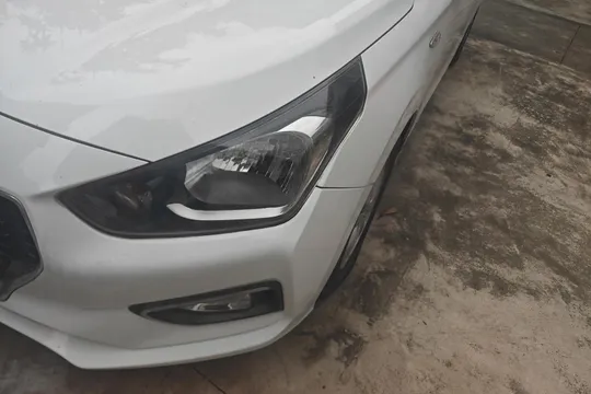 Hyundai Reina