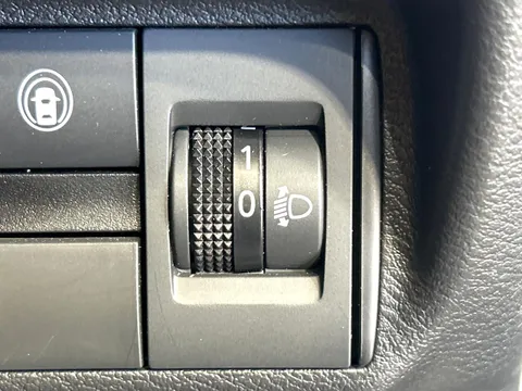 Mitsubishi eK X