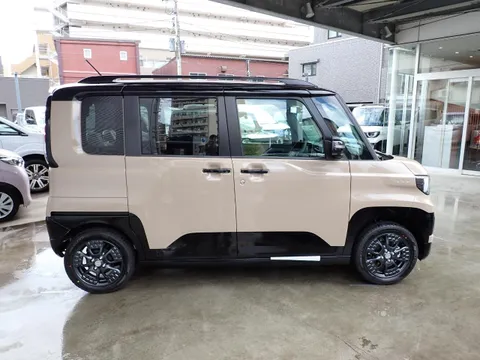Mitsubishi Delica Mini