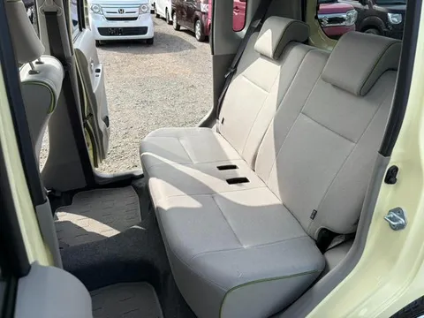 Toyota Pixis Space