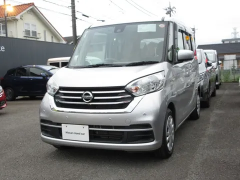 Nissan Dayz Roox