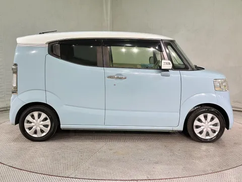 Honda N-BOX Slash