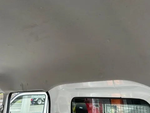 Mitsubishi Minicab Van