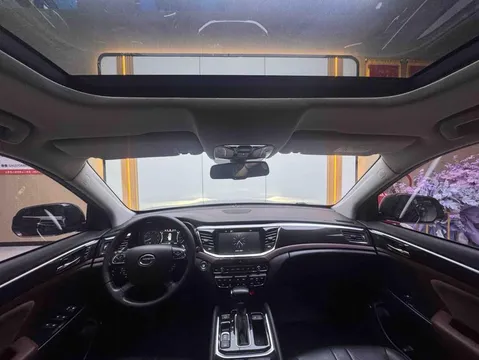 Gac GS8