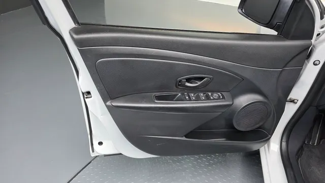 Renault SM3