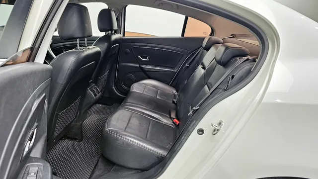 Renault SM3