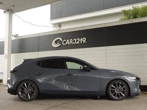 Mazda MAZDA3 Fastback