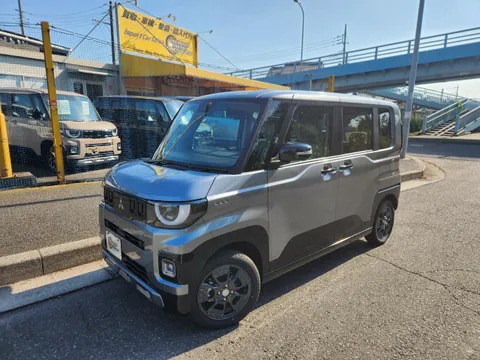 Mitsubishi Delica Mini
