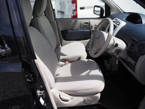 Nissan Otti