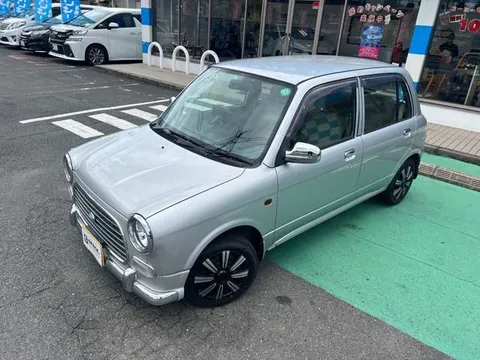 Daihatsu Mira Gino
