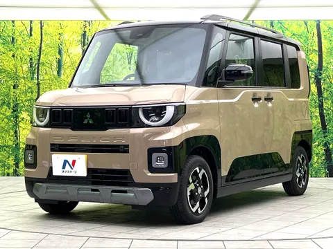 Mitsubishi Delica Mini