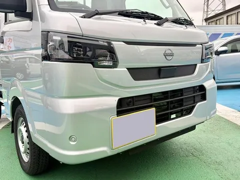 Nissan Clipper Truck