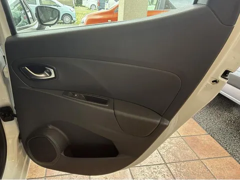 Renault Lutecia