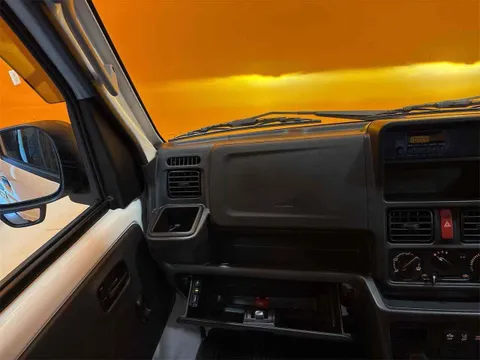 Mazda Scrum Truck