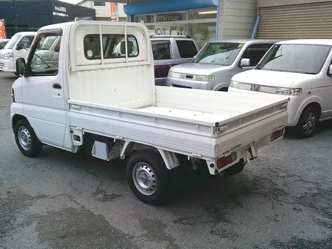 Nissan Clipper Truck