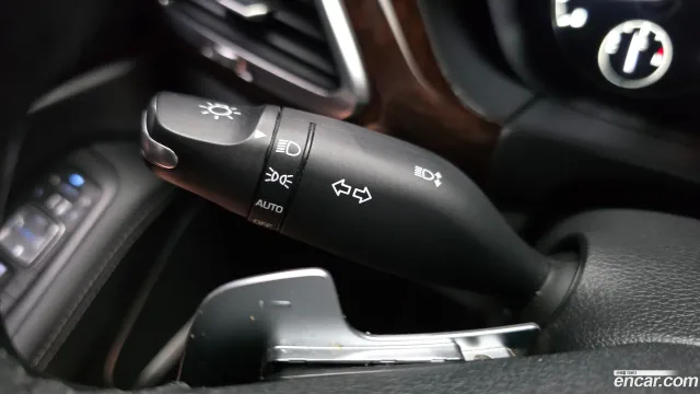 Genesis G90 (EQ900)