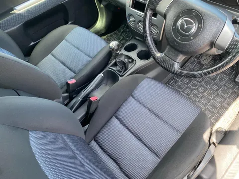Mazda Mazda2 (Demio)