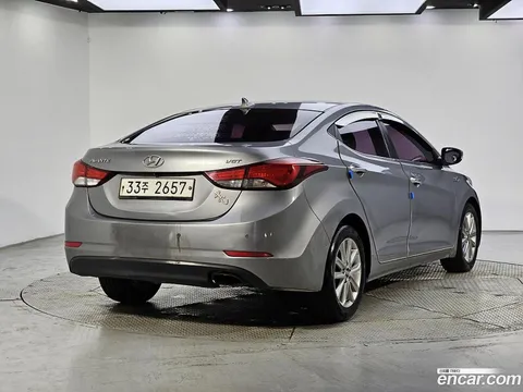 Hyundai Elantra (Avante)