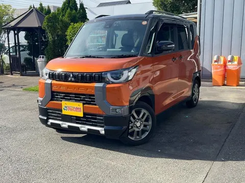 Mitsubishi Delica Mini