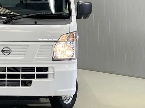 Nissan Clipper Truck