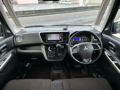 Mitsubishi eK Space Custom