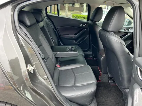Mazda Axela Sport