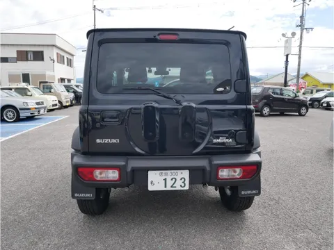 Suzuki Jimny Sierra