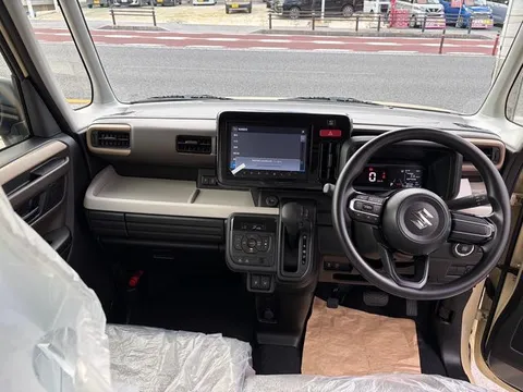 Suzuki Spacia
