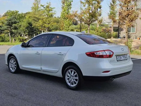 Renault SM3