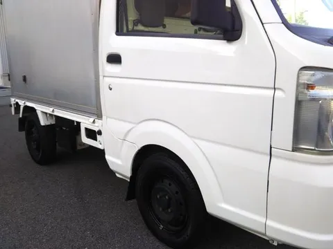 Nissan Clipper Truck