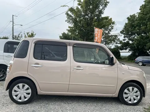 Daihatsu Mira Cocoa