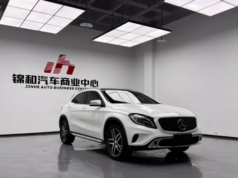 Mercedes-Benz Mercedes-Benz GLA