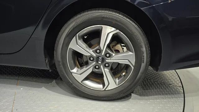 Kia Cerato (K3)