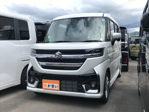 Suzuki Spacia Custom