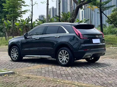 Cadillac XT4