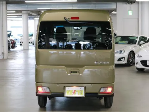 Daihatsu Atrai