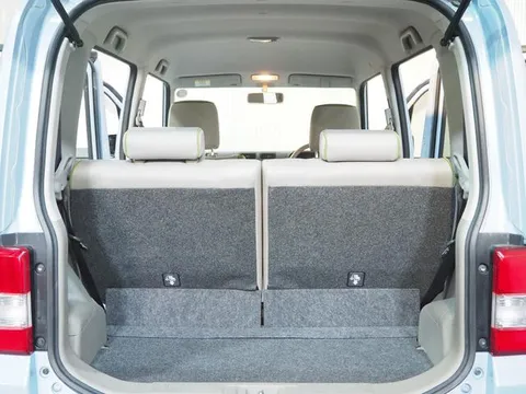 Toyota Pixis Space