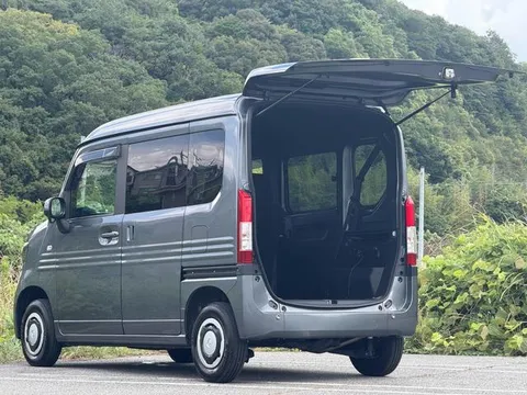Honda N-VAN Plus Style