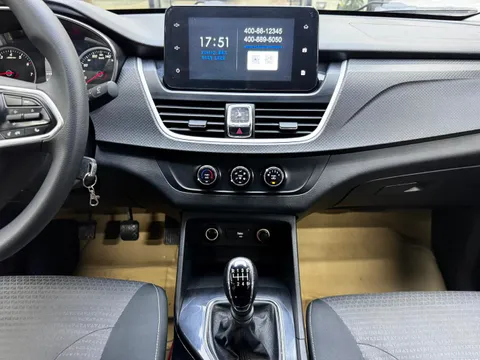 Baojun 730