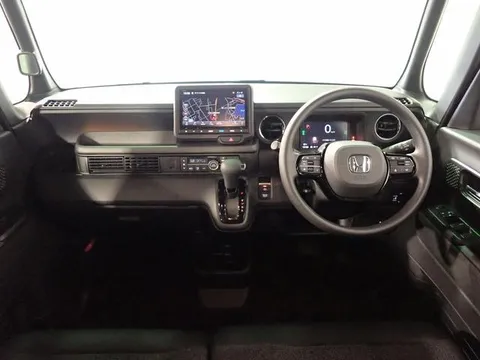 Honda N-BOX Custom